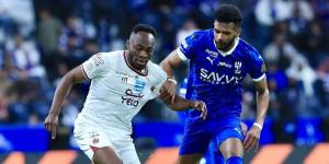 الهلال يواجه الخلود ويتطلع لاستغلال تعثر النصر