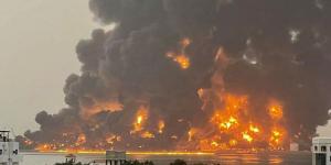 ماذا يحدث في اليمن؟.. تحليلات تؤكد تحول البلاد إلى ساحة صراع إقليمي