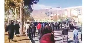 إيران تؤكد «عدم التساهل» مع «مثيري الشغب» وتتهم إسرائيل بالسعي إلى تقويض وحدتها الداخلية