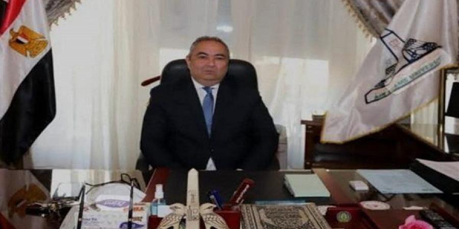 مدبولي يعتمد تجديد أحمد لاشين أمينًا عامًا لجامعة عين شمس