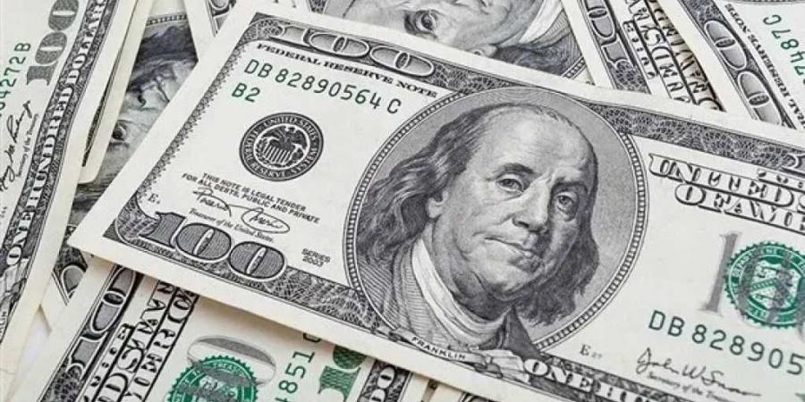 سعر الدولار في بغداد وأربيل اليوم الأحد 4 يناير 2026