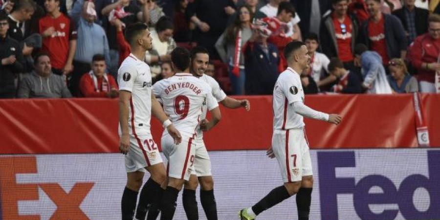 إشبيلية يؤكد تفوقه على إشبيلية ويتأهل في منافسة الدوري الأوروبي