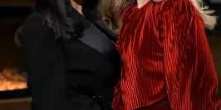 وفاء حامد في ”الستات”: توترات بين الفنانين والإعلاميين وتغييرات سياسية محتملة