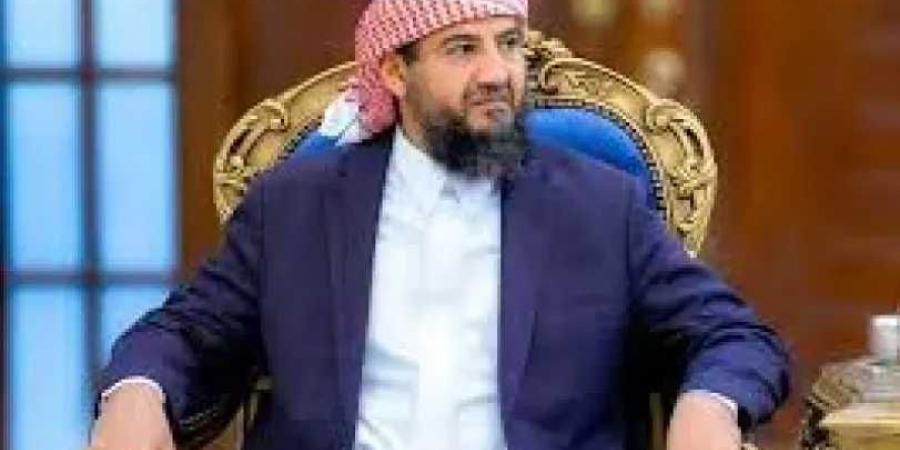 ابوزرعه المحرمي يغادر عدن إلى الرياض