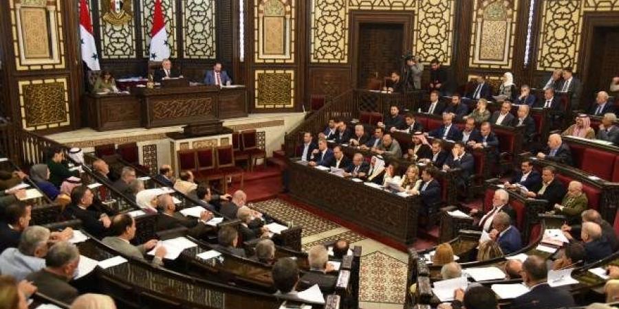 مجلس الشعب : يقر مشروع القانون الناظم لترخيص ومزاولة مهنة الدلالة السياحية،