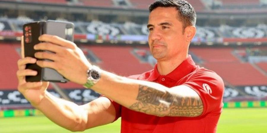 أسطورة الكرة الأسترالية يشيد بتنظيم كأس العرب ويتوقع فوز الجزائر باللقب