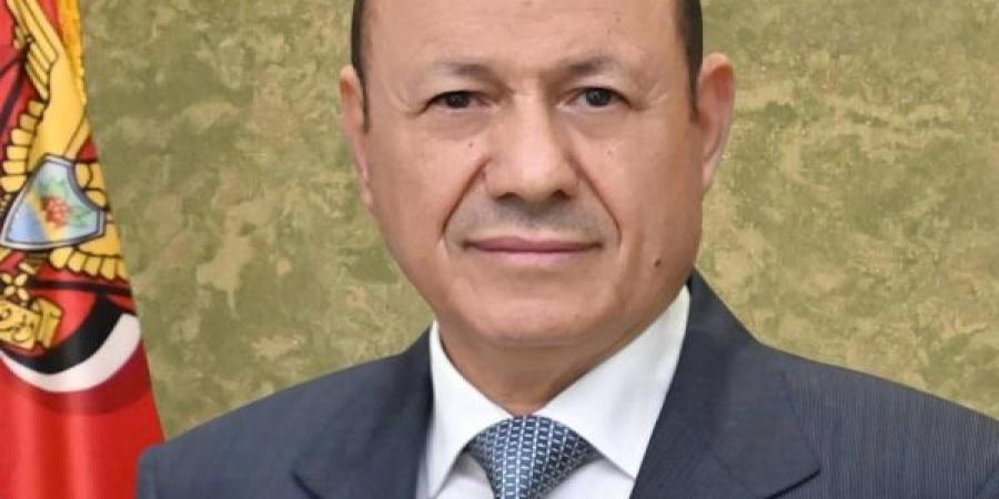 العليمي يطالب الانتقالي بالحوار والتراجع وحماية مؤسسات الدولة