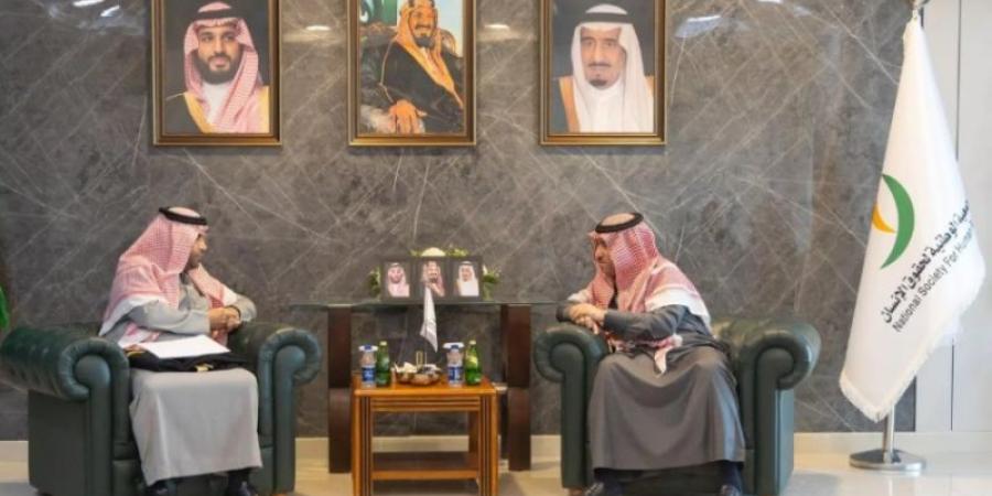 حقوق الإنسان تنظم حلقة نقاشية حول الضمانات الحقوقية لاستخدام الذكاء الاصطناعي